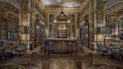 1_InteriorCrillon