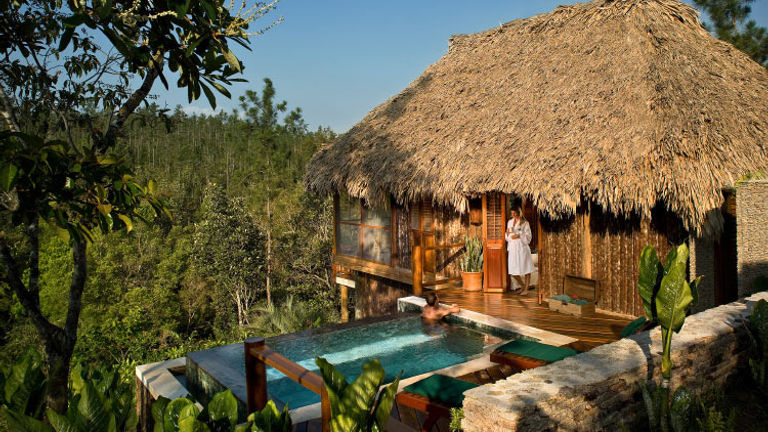 Blancaneaux Lodge was formerly a private retreat for filmmaker Francis Ford Coppola and his family. // © 2017 Blancaneaux Lodge