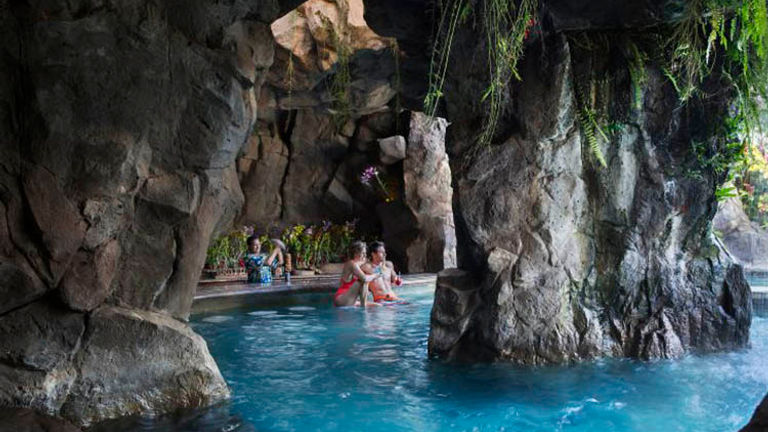 Grand Wailea Grotto Bar_PT