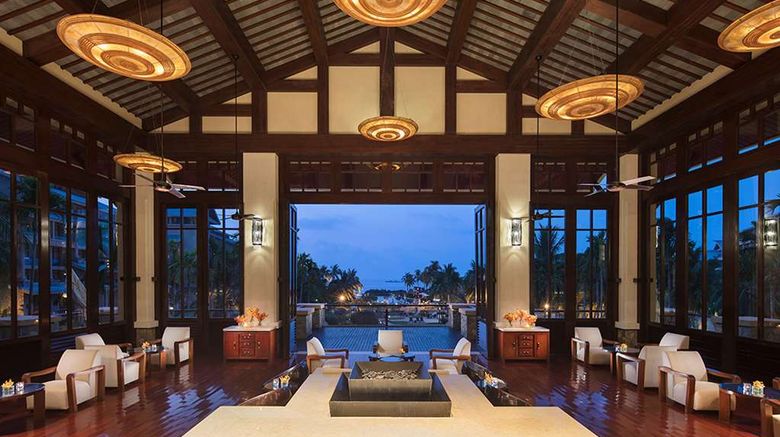 <b>Hilton Sanya Yalong Bay Resort & Spa Lobby</b>. Images powered by <a href=_-5.html title="IcePortal" target="_blank">IcePortal</a>.