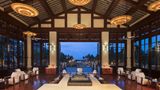 <b>Hilton Sanya Yalong Bay Resort & Spa Lobby</b>. Images powered by <a href=_-5.html title="IcePortal" target="_blank">IcePortal</a>.