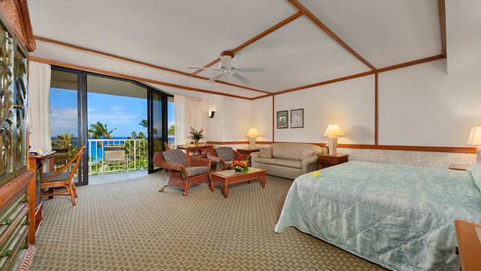 Kaanapali Beach Hotel