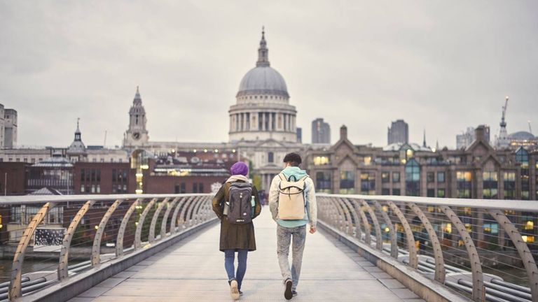 Program resources help advisors plan London Plus” itineraries.