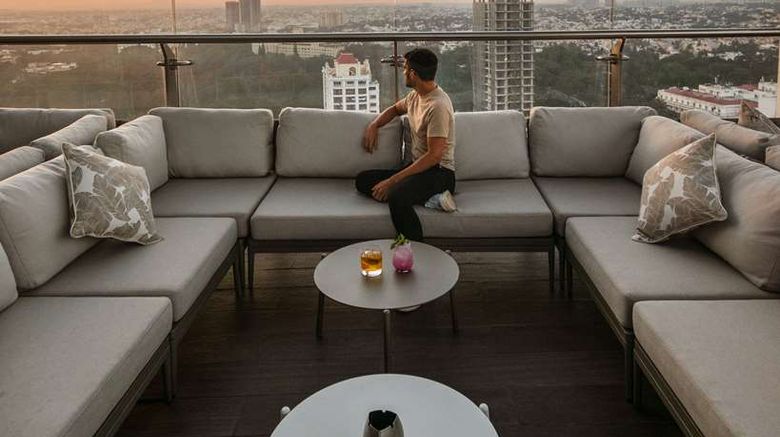 <b>Shangri-La Hotel Bengaluru Restaurant</b>. Images powered by <a href=_-4.html title="IcePortal" target="_blank">IcePortal</a>.