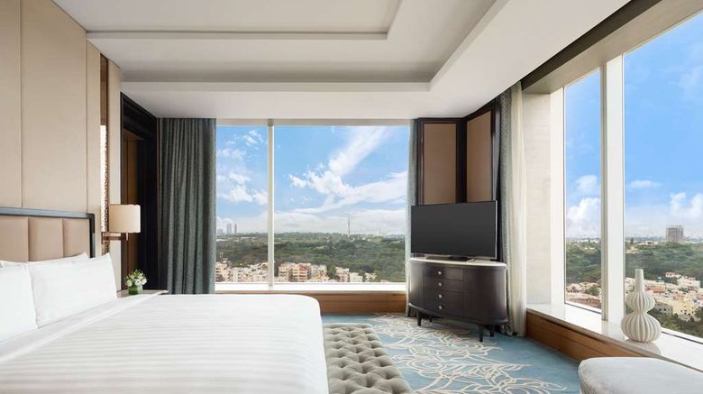 <b>Shangri-La Hotel Bengaluru Suite</b>. Images powered by <a href=_-4.html title="IcePortal" target="_blank">IcePortal</a>.