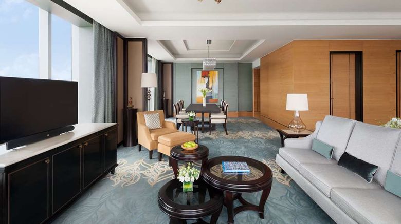 <b>Shangri-La Hotel Bengaluru Suite</b>. Images powered by <a href=_-4.html title="IcePortal" target="_blank">IcePortal</a>.