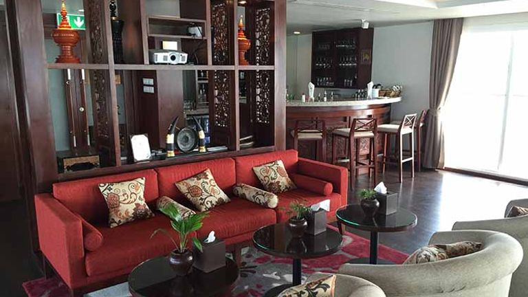The Panorama Lounge is the main spot for socializing on Avalon Myanmar. // © 2016 Ken Shapiro