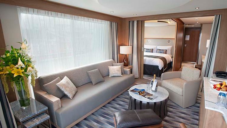 Viking River Cruises_explorer suite